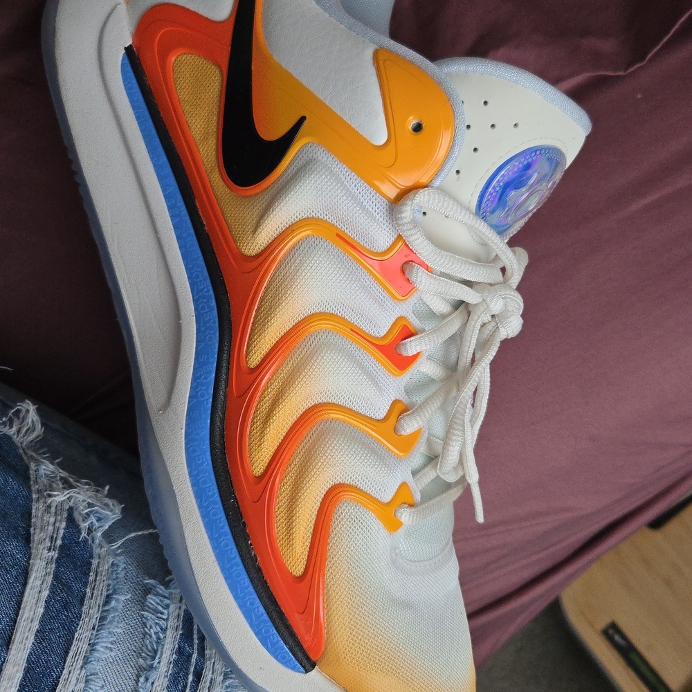 Nike White and Orange Sneakers with Black Swoosh